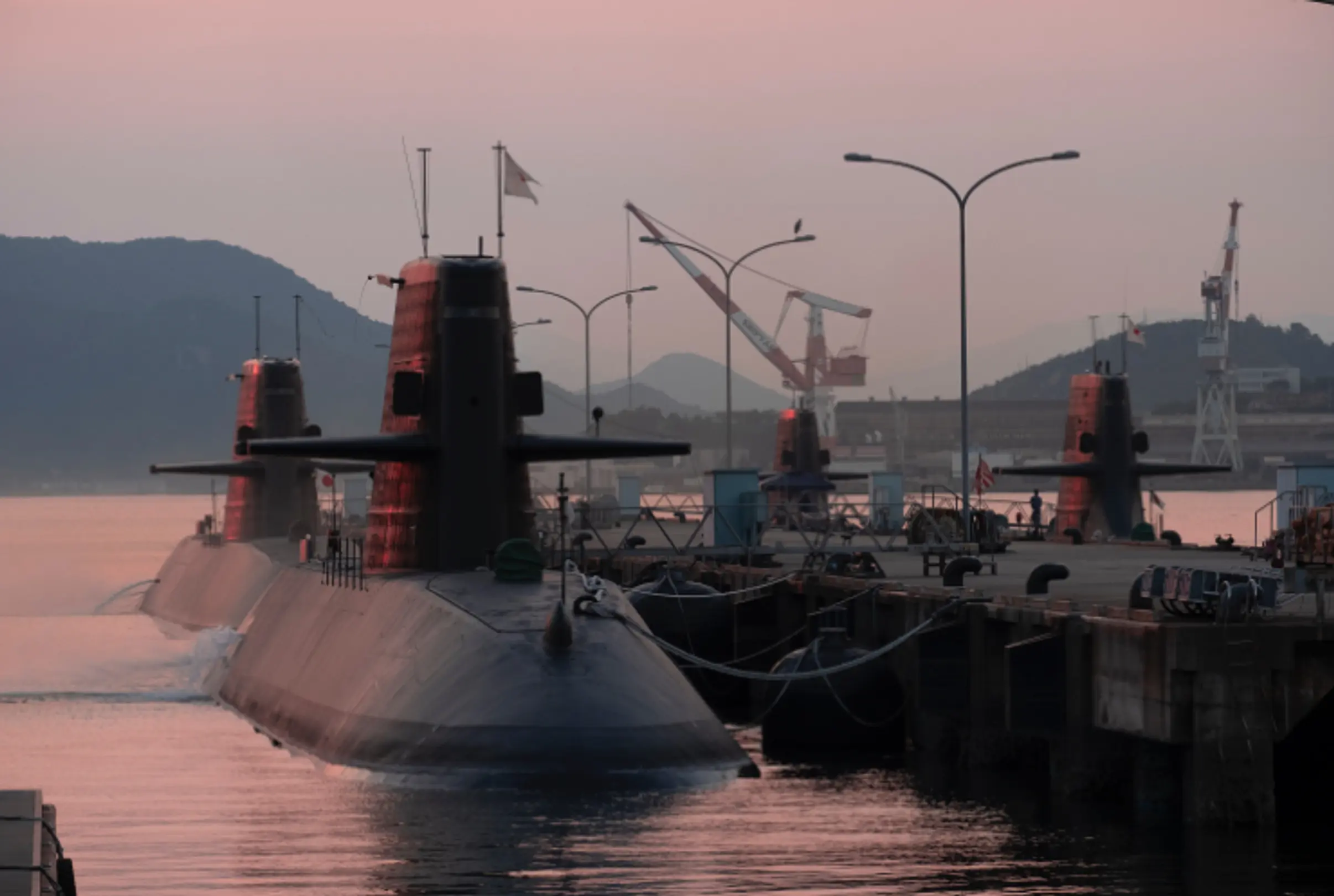 呉湾艦船めぐり(夕呉クルーズ)